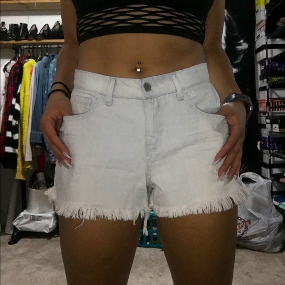 ❌SOLD❌Jean Shorts - Picture 2 of 6